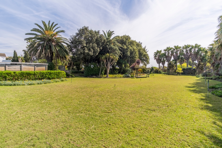 6 Bedroom Property for Sale in Schaap Kraal Western Cape